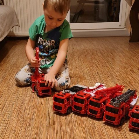 Kruzzel Zestaw samochodów - straż pożarna Kruzzel 24631 Kruzzel Zestaw samochodów - straż pożarna Kruzzel 24631