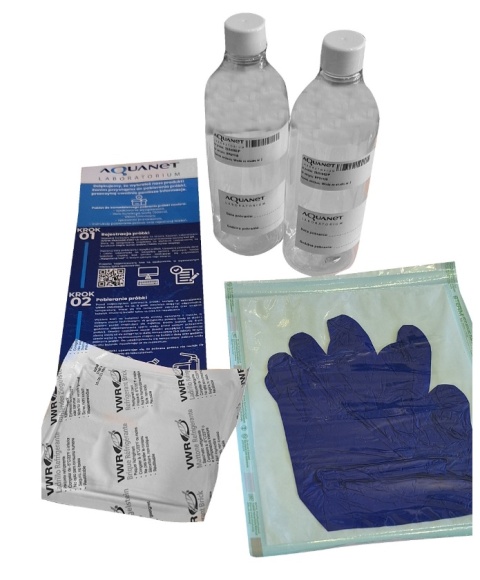 Komplet do samodzielnego pobrania próbki wody przeznaczony do analizy fizykochemicznej w laboratorium Komplet do samodzielnego pobrania próbki wody przeznaczony do analizy fizykochemicznej w laboratorium