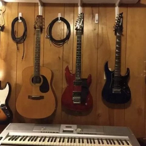 Malatec Uchwyt/ wieszak gitarowy Malatec 19156 Malatec Uchwyt/ wieszak gitarowy Malatec 19156